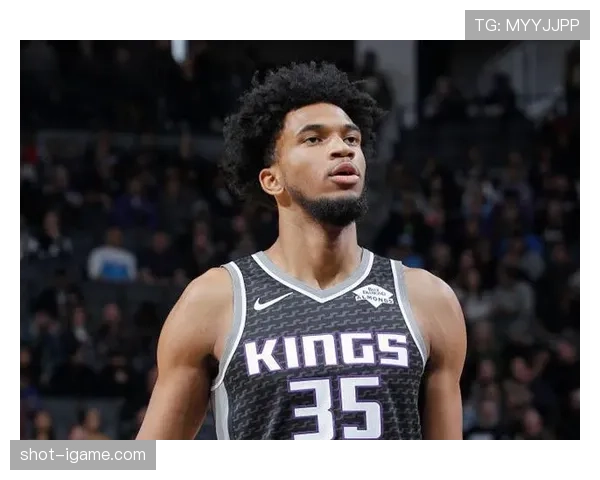 神秘前锋连场破门，球队强势复苏剑指顶级行列