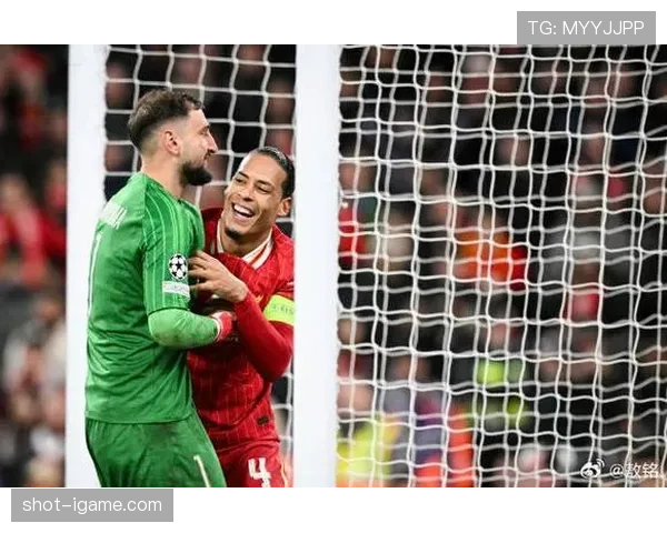 阿利松神勇扑点显奇技,状态回勇成球队不可或缺的门线英雄 阿利松神勇扑点显奇技,状态回勇成球队不可或缺的门线英雄