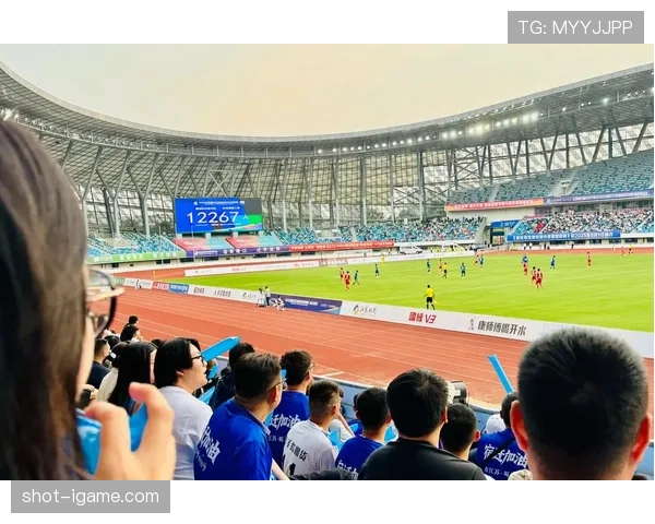 亚运足球激战正酣，多国劲旅竞逐荣耀展现高光时刻