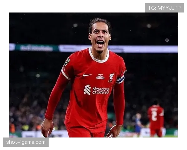 范戴克迎国家队百场里程碑，关键时刻彰显领袖担当