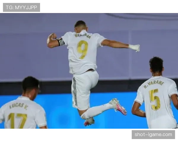 西甲红蓝军团状态回暖,主场连胜强势冲击冠军 西甲红蓝军团状态回暖,主场连胜强势冲击冠军