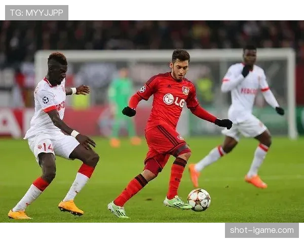 恰尔汗奥卢战术视野惊艳，中场组织能力再上新台阶