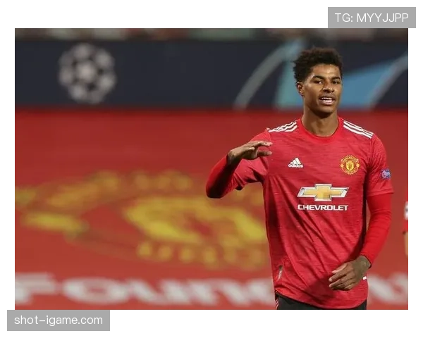 曼联关键球员状态回暖,助力球队稳居联赛前列 曼联关键球员状态回暖,助力球队稳居联赛前列