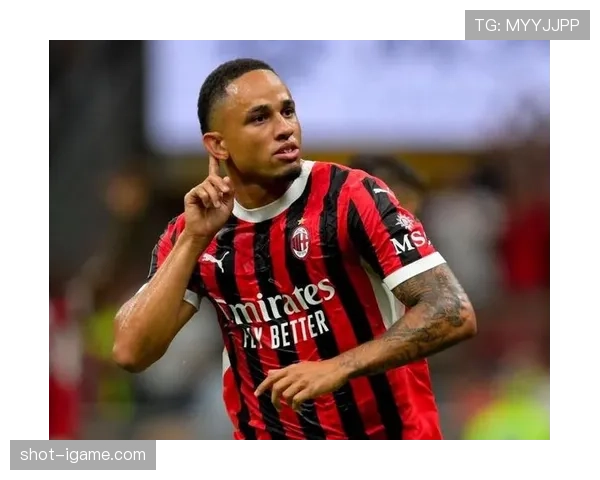 贝西克塔斯战略重组显成效,球队状态稳步攀升 贝西克塔斯战略重组显成效,球队状态稳步攀升