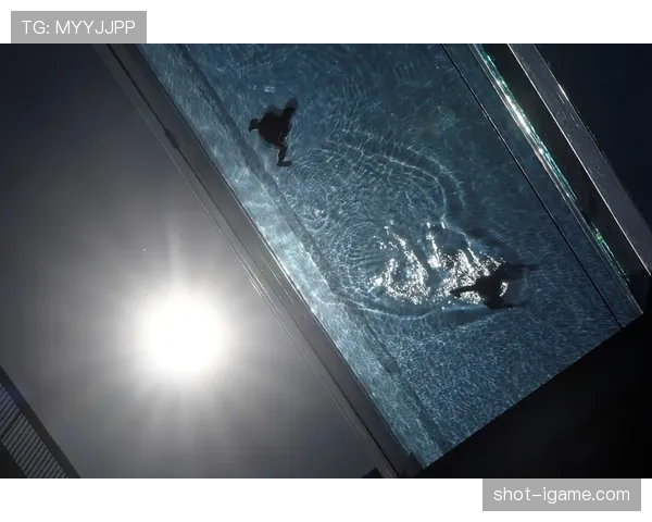 梅威瑟打完比赛回家连泳池水都是香槟味的